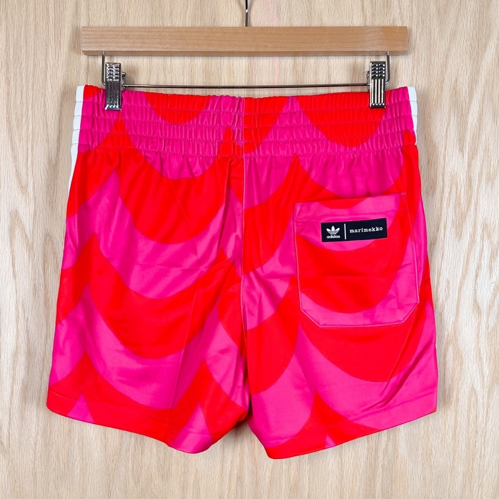 Adidas x Marimekko Shorts - Picture 8 of 12